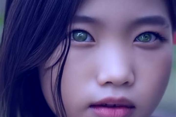 Hannah, 37, a brunette green-eyed asian companion based in Bhagta. Offering Duos, Travel Companion, Tantra. Available for incall and outcall, overnight booki...