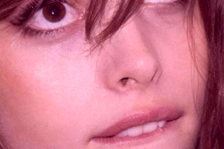 Hannah, 37, a chestnut dark-eyed caucasian companion based in Urdinarrain. Offering Tantra, A-Level, Fetish, Deep French Kissing. Available for incall and ou...