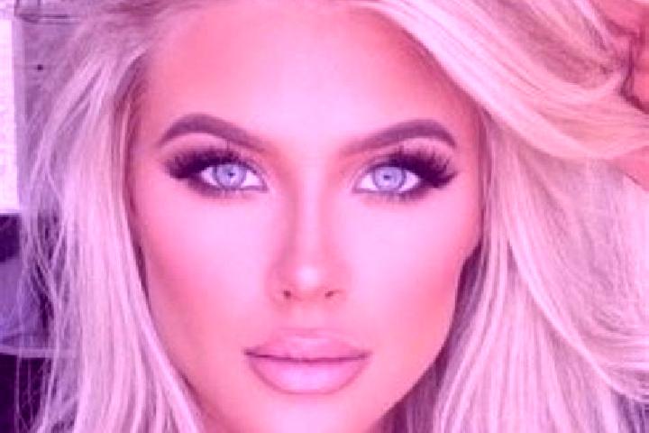 Hannah, 37, a platinum blonde blue-eyed ebony companion based in Bosschenhoofd. Offering Tantra, OWO, Striptease, Erotic Massage. Available for incall and ou...