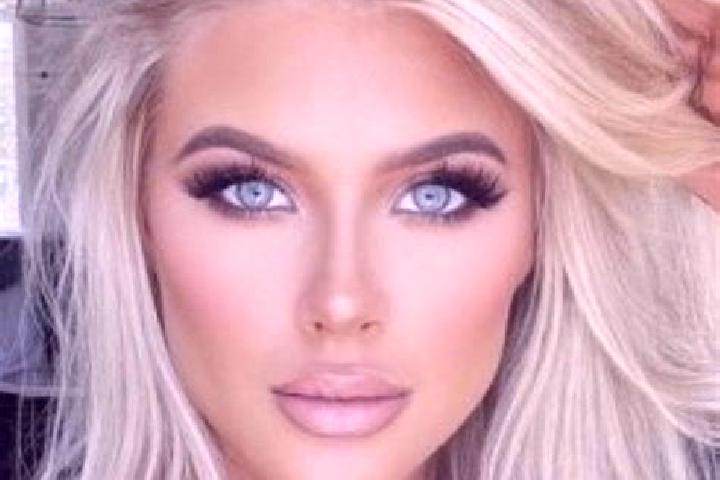 Hannah, 37, a platinum blonde grey-eyed caucasian companion based in Berasia. Offering Roleplay, Massage, Girlfriend Experience, Overnight, Striptease. Avail...