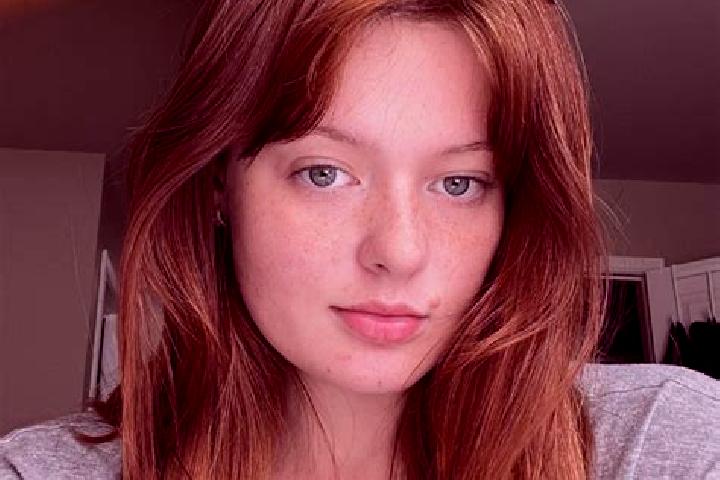 Hannah, 37, a red grey-eyed caucasian companion based in Norg. Offering Dinner Date, Deep French Kissing, OWO. Available for incall and outcall, day and even...