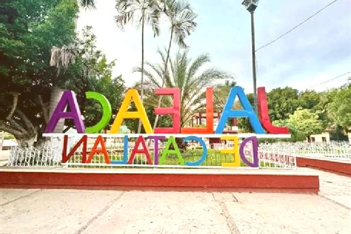 Hannah, 37 — Escort in Jaleaca de Catalan, Mexico