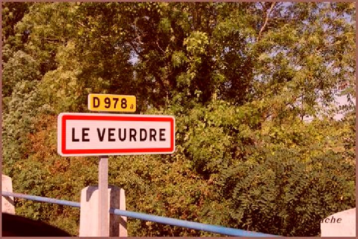 Hannah, 37 — Escort in Le Veurdre, France