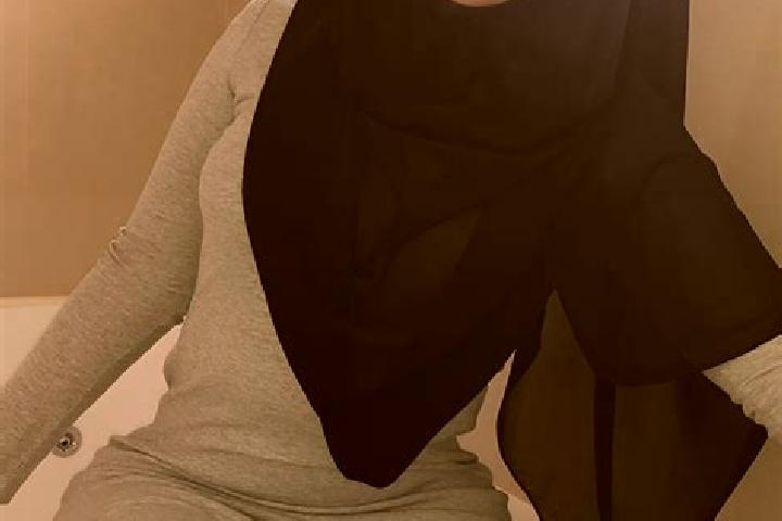 Hannah, 37 — Escort in Sakakah, Saudi Arabia