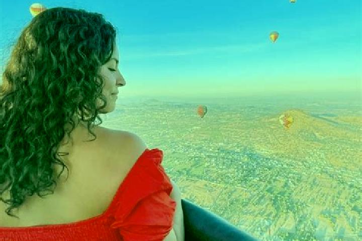 Hannah, 37 — Escort in Xochiojca, Mexico