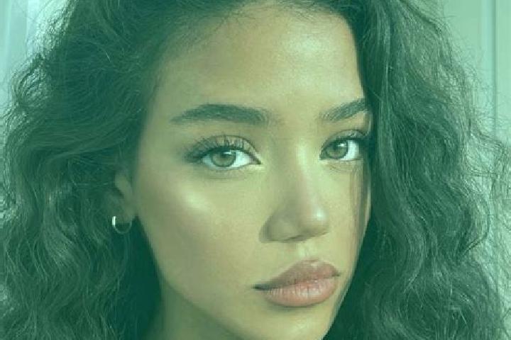 Hannah, 38, a black brown-eyed caribbean companion based in Sheatown. Offering Deep French Kissing, Overnight, CIM. Available for incall and outcall, overnig...
