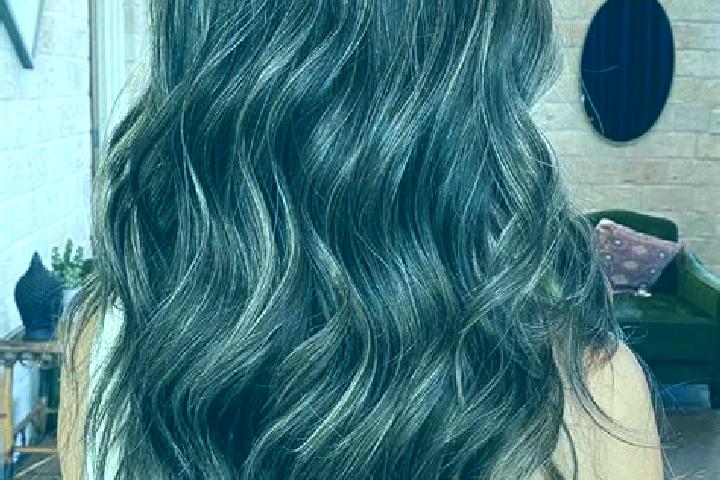Hannah, 38, a brunette grey-eyed european companion based in Coripata. Offering Party Girl, Massage, A-Level. Available for incall and outcall, overnight boo...