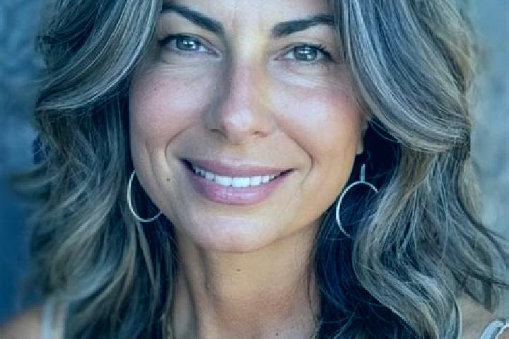 Hannah, 38, a brunette grey-eyed latina companion based in Laucha. Offering Roleplay, Couples, BDSM, Tantra. Available for incall and outcall, overnight book...