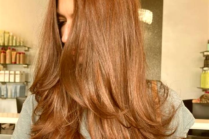 Hannah, 38, a chestnut brown-eyed slavic companion based in Houping. Offering Massage, Duos, Tantra. Available for incall and outcall, day and evening dates.