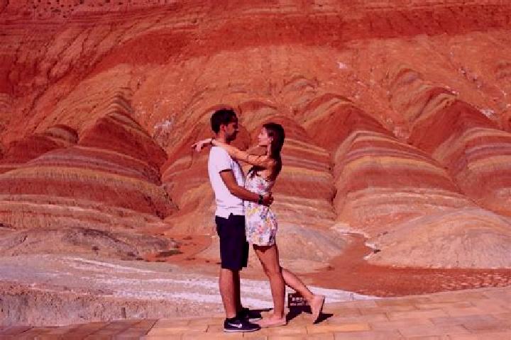 Hannah, 38 — Escort in Danxia, China