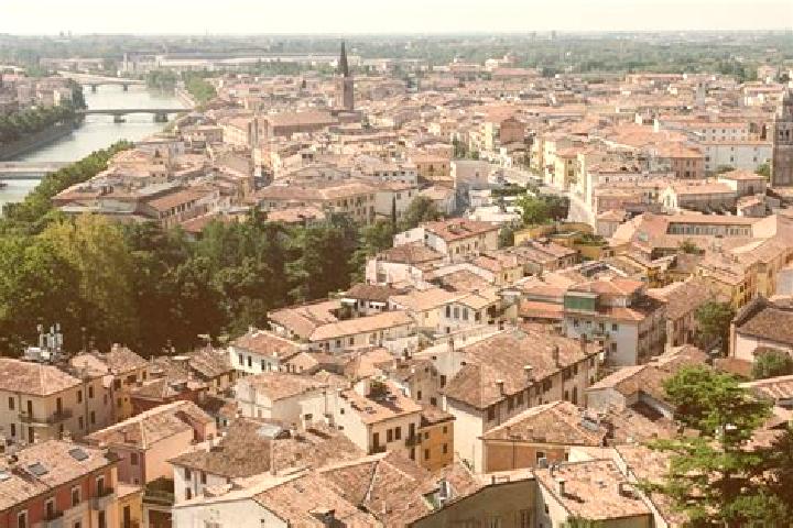 Hannah, 38 — Escort in Novi di Modena, Italy