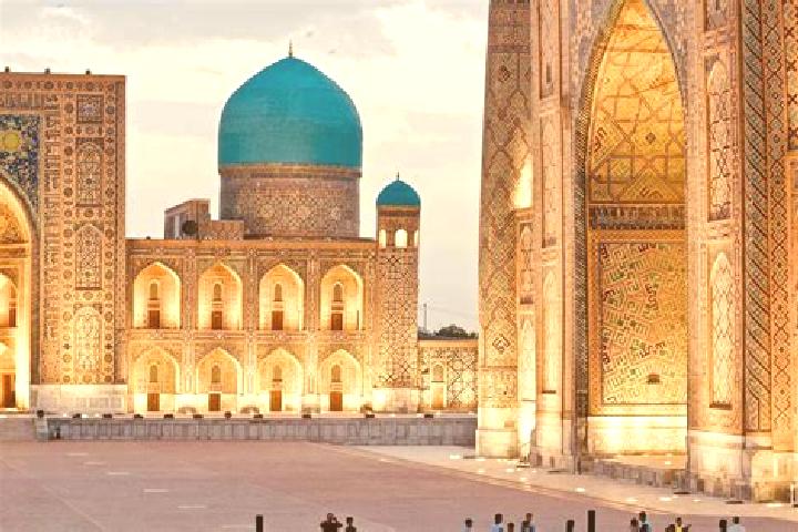 Hannah, 38 — Escort in Tomdibuloq, Uzbekistan