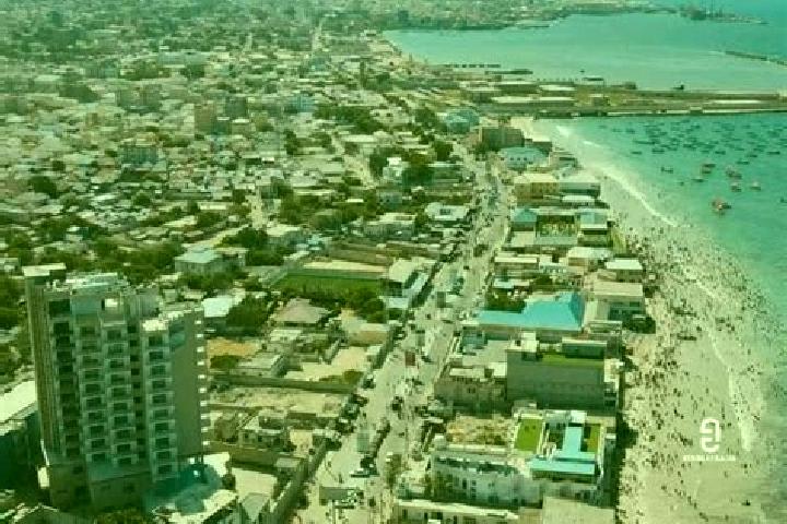 Hannah, 39 — Escort in Cadale, Somalia