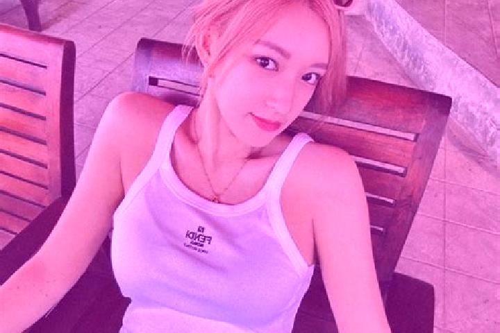Hannah, 39 — Escort in Chengxiao, China
