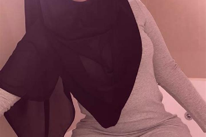 Hannah, 39 — Escort in Mukayras, Yemen