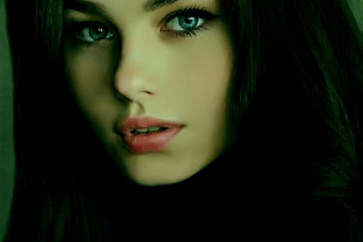 Harper, 20, a black blue-eyed european companion based in Carriage Club. Offering CIM, Prostate Massage, Travel Companion, Deep French Kissing. Available for...