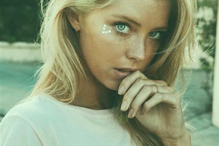 Harper, 20, a blonde blue-eyed caribbean companion based in Pott Shrigley. Offering Party Girl, Couples, Overnight. Available for incall and outcall, overnig...