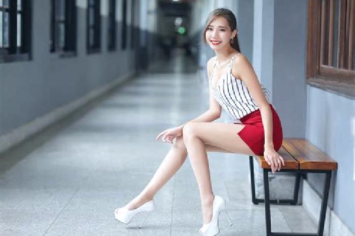 Harper, 20, a dark blonde amber-eyed asian companion based in Nevesinje. Offering CIM, Deep French Kissing, Travel Companion, BDSM, Couples. Available for in...