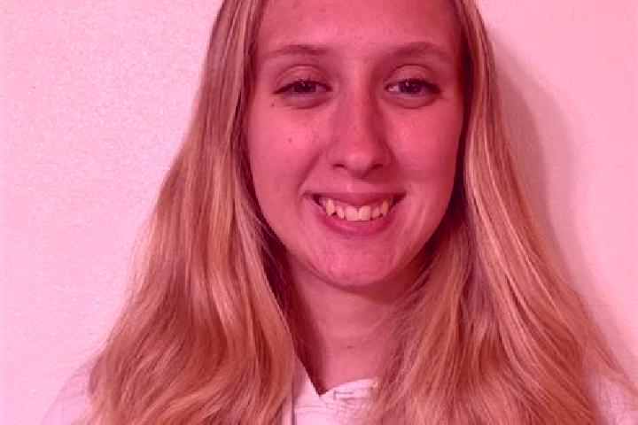 Harper, 20 — Escort in Estherville, United States