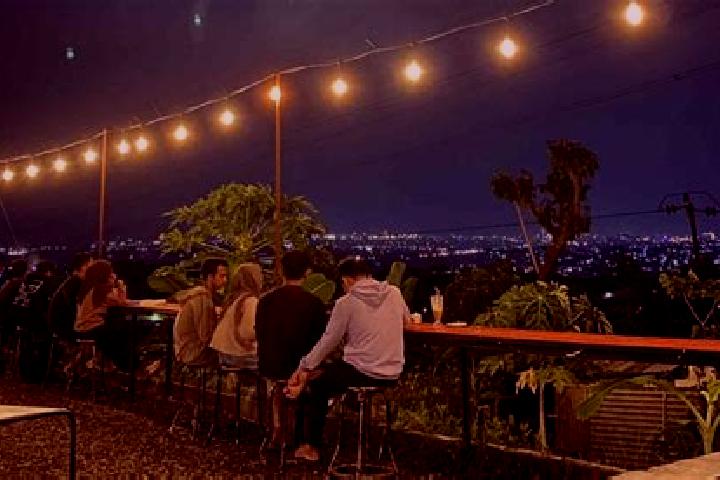 Harper, 20 — Escort in Ngaliyan, Indonesia