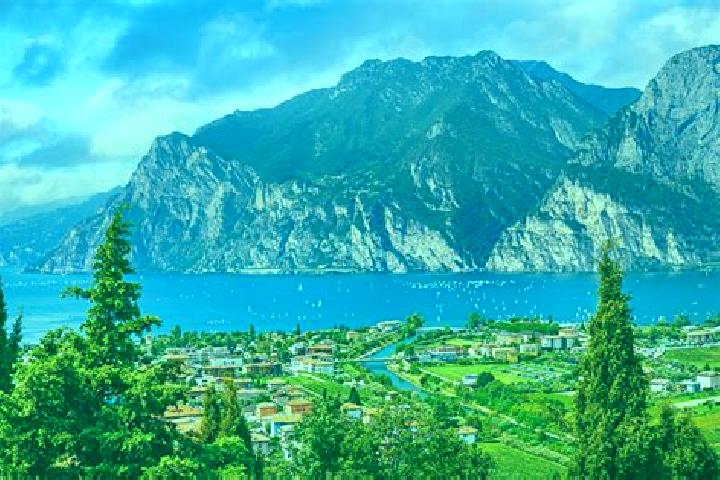 Harper, 20 — Escort in Salionze, Italy