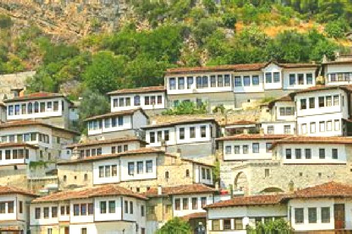 Harper, 20 — Escort in Syzes, Albania