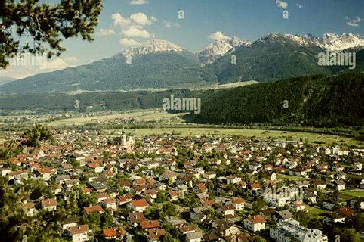 Harper, 20 — Escort in Zirl, Austria