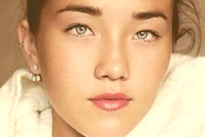 Harper, 21, a black blue-eyed caucasian companion based in Tule Mod. Offering 69, Massage, Dinner Date. Available for incall and outcall, day and evening dates.