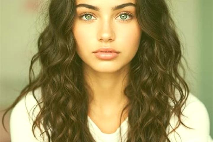 Harper, 21, a brunette brown-eyed mediterranean companion based in Zhuhai. Offering Dinner Date, Duos, Overnight, Girlfriend Experience. Available for incall...