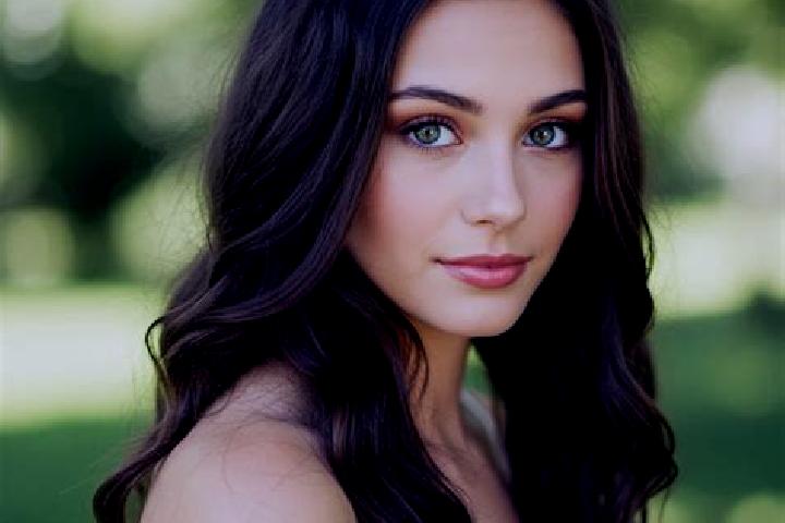 Harper, 21, a brunette hazel-eyed caribbean companion based in Takenouchi. Offering 69, Prostate Massage, Tantra. Available for incall and outcall, day and e...