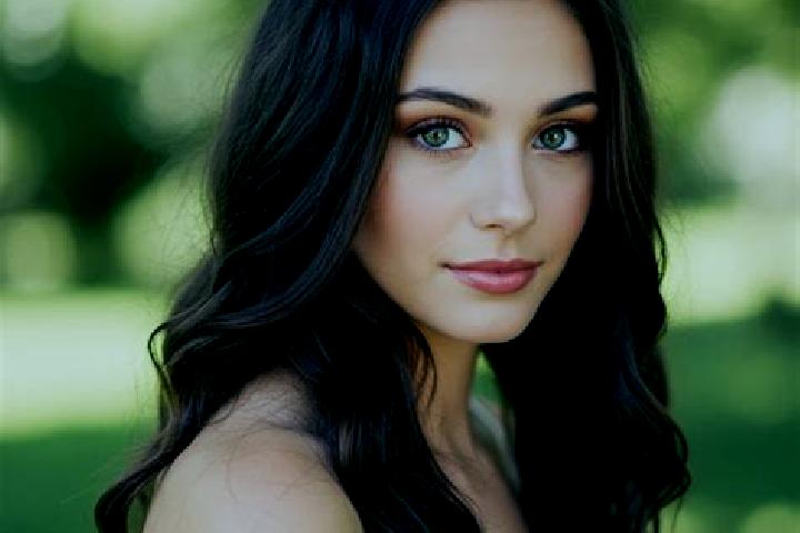 Harper, 21, a brunette hazel-eyed ebony companion based in Billingstad. Offering 69, Massage. Available for incall and outcall, day and evening dates.