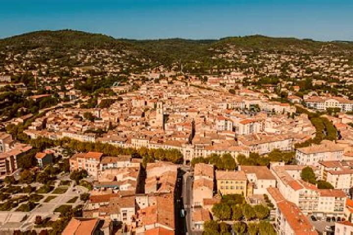 Harper, 21 — Escort in Carnoux-en-Provence, France