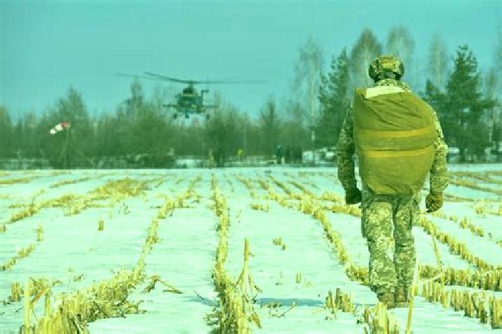 Harper, 21 — Escort in Komyshnya, Ukraine