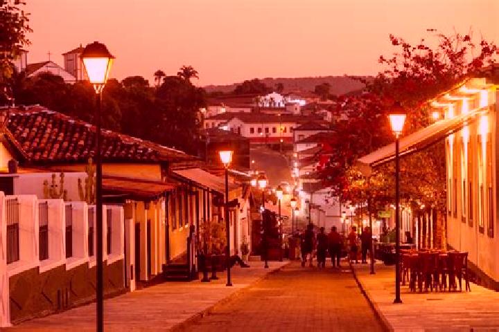 Harper, 21 — Escort in Pirenopolis, Brazil
