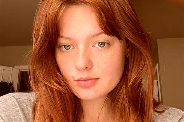 Harper, 22, a auburn grey-eyed latina companion based in Padang. Offering CIM, Girlfriend Experience, Deep French Kissing, 69. Available for incall and outca...