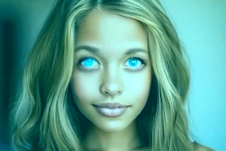 Harper, 22, a chestnut blue-eyed mixed companion based in Cristobal. Offering Striptease, 69, CIM. Available for incall and outcall, day and evening dates.