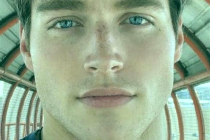 Harper, 22, a red grey-eyed mediterranean companion based in Gouda. Offering Dinner Date, Travel Companion, OWO, Roleplay. Available for incall and outcall, ...