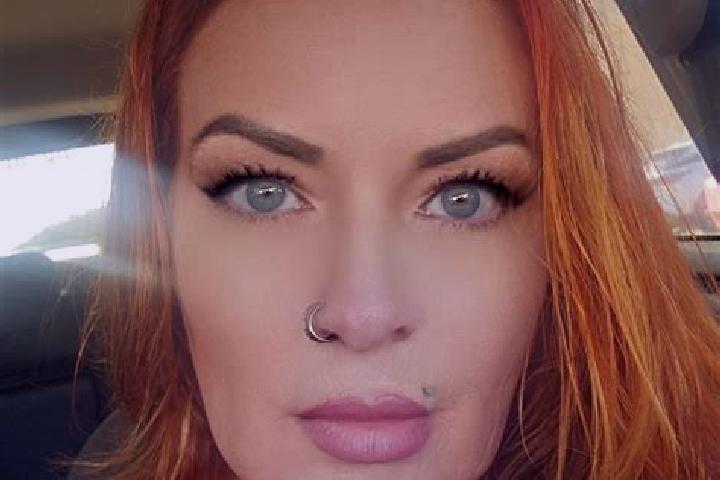 Harper, 22 — Escort in Naron, Spain