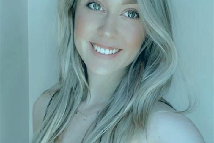 Harper, 22 — Escort in South Windham, United States