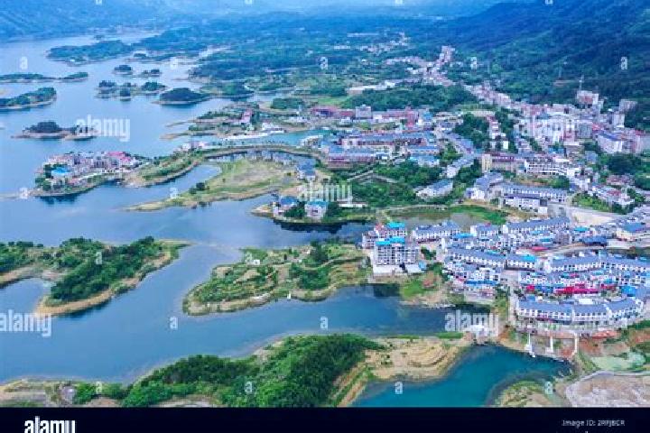 Harper, 22 — Escort in Zhongxiang, China