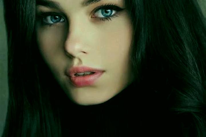 Harper, 23, a auburn dark-eyed slavic companion based in Chiwan. Offering Travel Companion, A-Level, OWO. Available for incall and outcall, overnight booking...