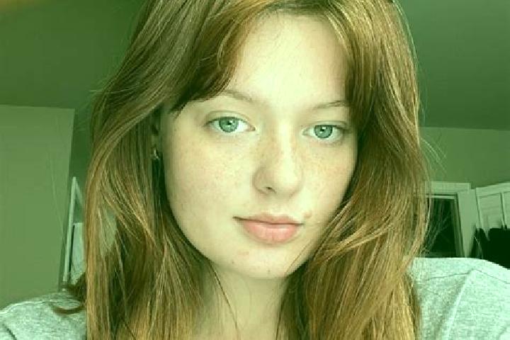 Harper, 23, a auburn grey-eyed mediterranean companion based in San Benedetto Belbo. Offering Striptease, BDSM. Available for incall and outcall, day and eve...