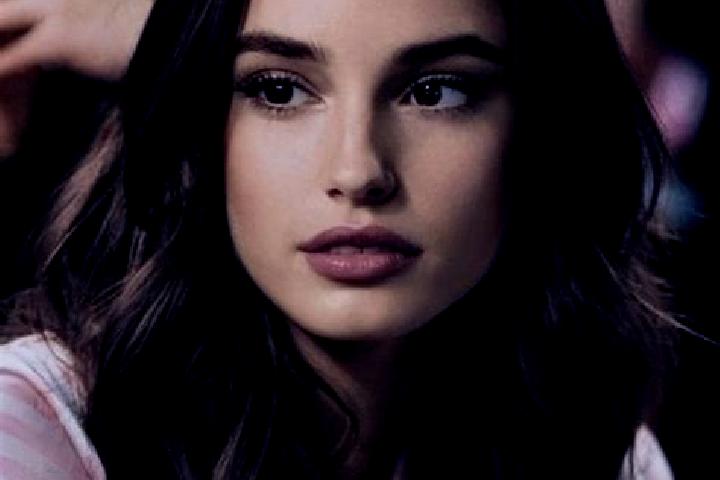 Harper, 23, a brunette brown-eyed slavic companion based in Godefroy. Offering Girlfriend Experience, Dinner Date, Striptease, Travel Companion. Available fo...