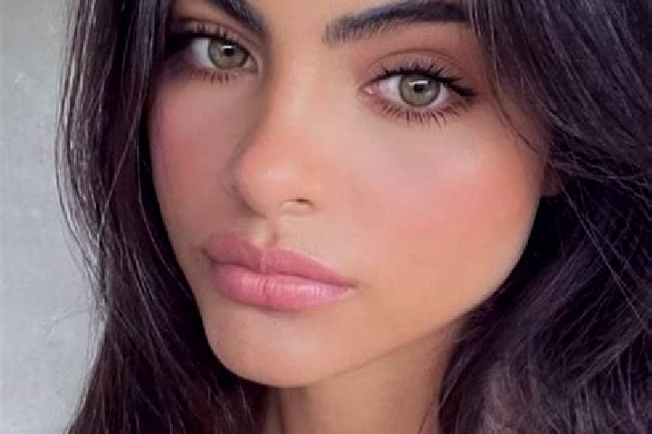 Harper, 23, a brunette green-eyed latina companion based in Sativasur. Offering Overnight, CIM, A-Level, 69, Roleplay. Available for incall and outcall, day ...