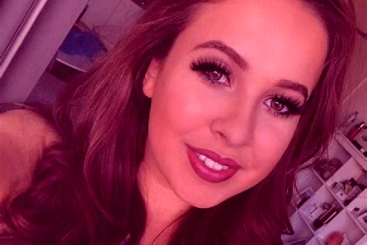 Harper, 23, a brunette grey-eyed caribbean companion based in Dalnic. Offering Roleplay, CIM, Couples, Striptease, Dinner Date. Available for incall and outc...