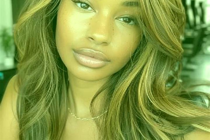 Harper, 23, a dark blonde brown-eyed caribbean companion based in Moog. Offering CIM, Duos, Striptease, Party Girl. Available for incall and outcall, overnig...