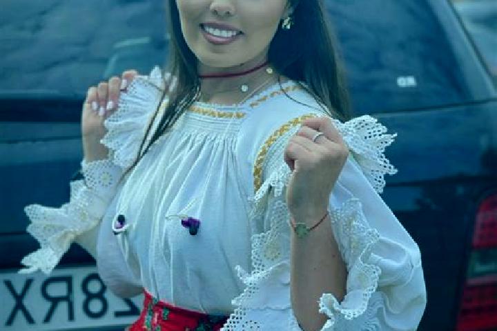 Harper, 23 — Escort in Batarci, Romania
