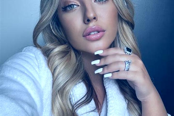 Harper, 23 — Escort in Brannay, France