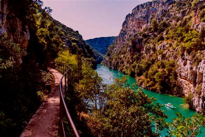 Harper, 23 — Escort in Castellane, France