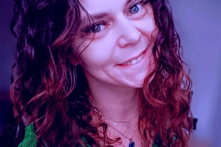 Harper, 23 — Escort in Honorata, Ukraine